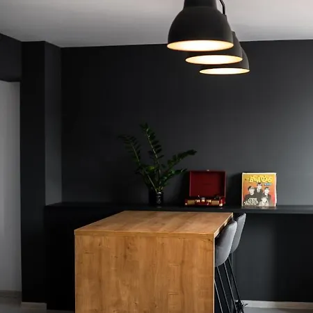 Skylark - Manhattan Penthouse With Jacuzzi & Panoramic View Апартаменти