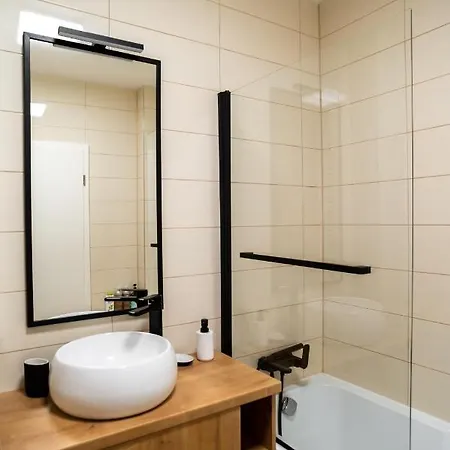Skylark - Manhattan Penthouse With Jacuzzi & Panoramic View アパート ブラショフ