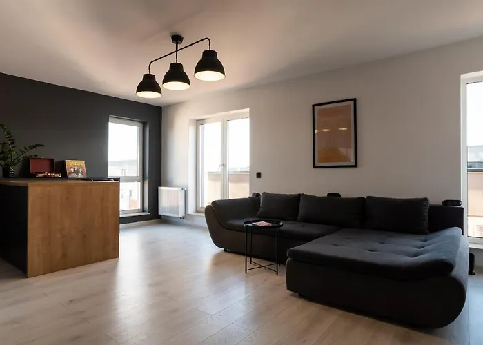 Skylark - Manhattan Penthouse With Jacuzzi & Panoramic View * Brasov