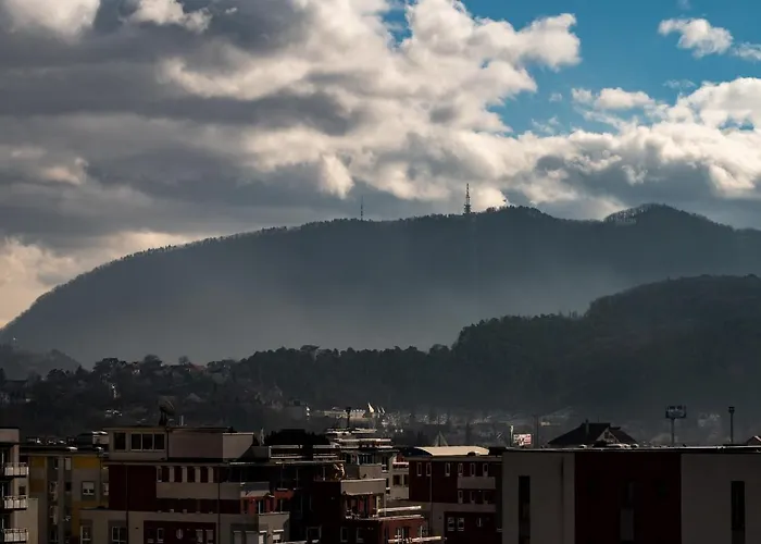 Skylark - Manhattan Penthouse With Jacuzzi & Panoramic View Apartment